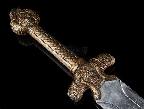 KING ARTHUR (2004) - Hero Excalibur Sword and Scabbard - Current price: £5000