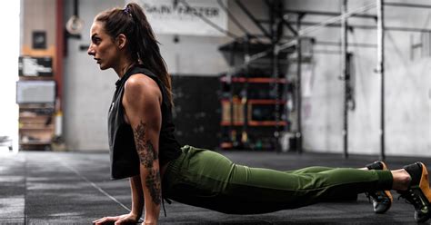 The Glute-Ham Raise Complete Guide: Directions, Benefits, Variations - The WOD Life