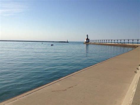 michigan-city-lighthouse – Bad Knees and a Noisy Bike