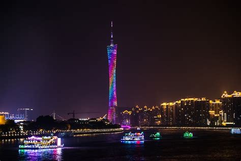 Free Photo | Night view of the television tower in guangzhou