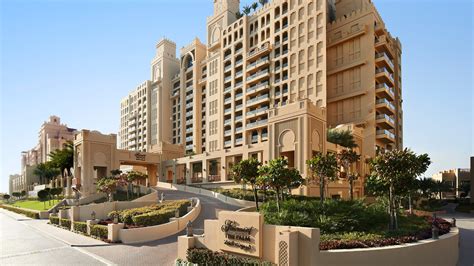 Fairmont the Palm, Dubai — Hotel Review | Condé Nast Traveler