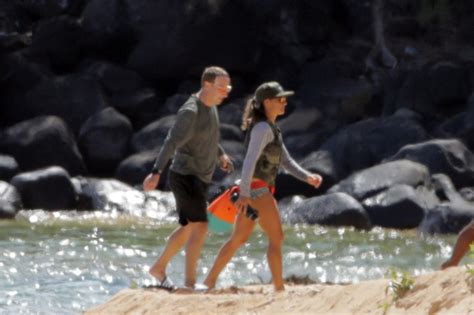 Mark Zuckerberg hits the beach in Hawaii for more surfing