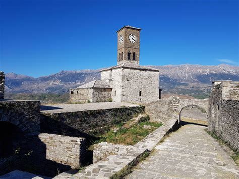 Gjirokaster, Albania : travel