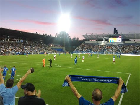 File:2012 Impact de Montréal au stade Saputo.jpg - Wikimedia Commons