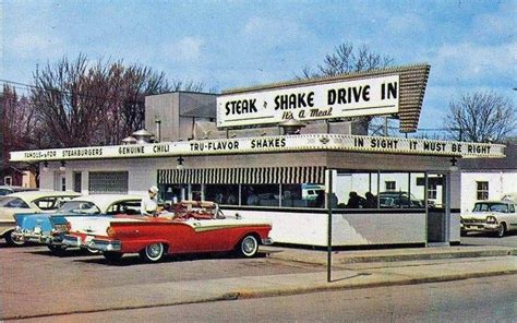 A Steak n Shake drive in restaurant in the late fifties!. - source ...