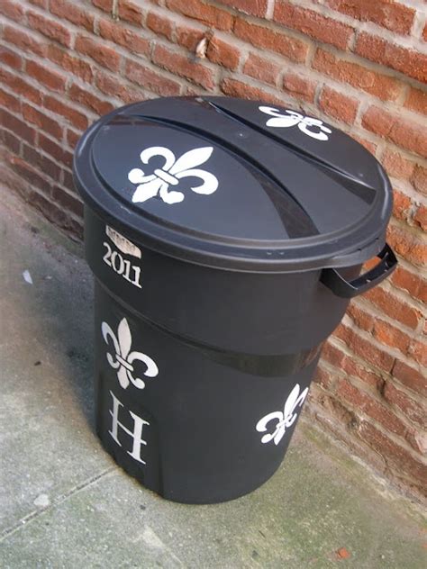 70 best images about Creative trash cans on Pinterest | Trash bins, Rain barrels and Street art