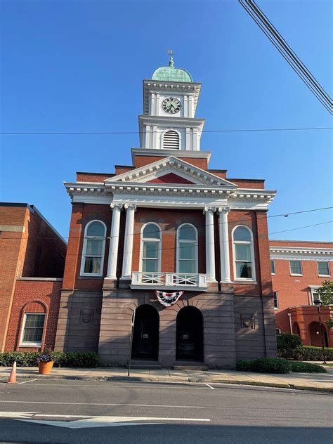 Snyder County Courthouse in Middleburg, Pennsylvania. Paul Chandler June 2021. Middleburg ...