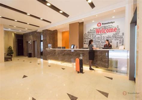 Hong Kong budget hotel review — 6 budget hotels in Hong Kong you should stay - Living + Nomads ...