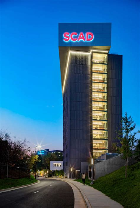 Feature: SCAD Campus | Clayco