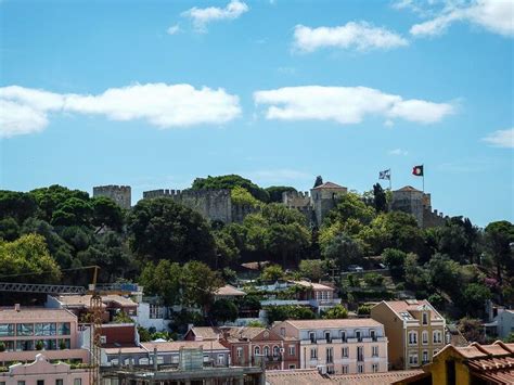 Visiting Lisbon Castle. Amazing? Or Underwhelming? | Musings of a Rover