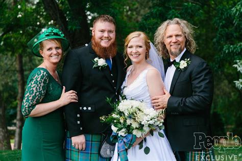 Sister Wives' Aspyn Brown Marries Mitch Thompson: All the Photos