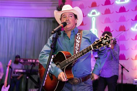 Houston Super Lawyer Sings With a Country Music Star, Throws His Wife the Sweetest Bday Bash ...