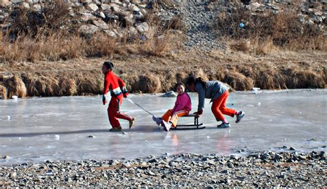 FREE IMAGE: Playing children in Mongolia | Libreshot Public Domain Photos