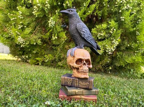 Sculptures of Raven and Skull Statues for Home and Office - Etsy