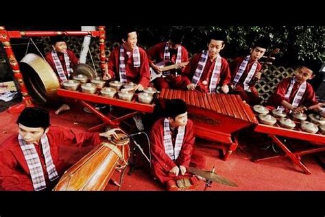 Gambar Gambang Kromong Musik Tradisional Betawi Negeriku Indonesia ...