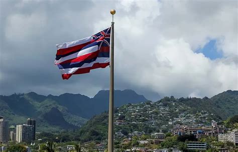 The Hawaii Flag: 13 Fascinating Facts - Tourism Teacher