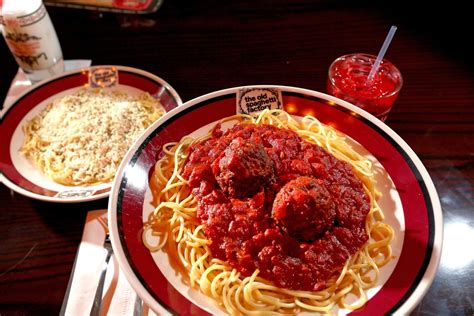 Saying goodbye to Seattle’s Old Spaghetti Factory | The Seattle Times