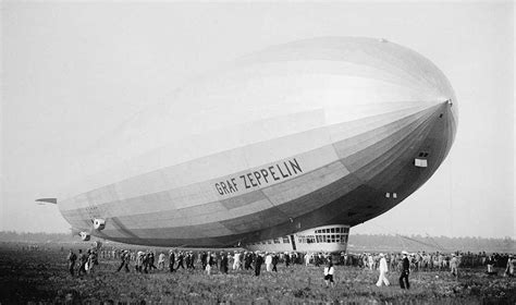 Airships: History and Fascinating Photos from the Heydays of the Luxurious Travel