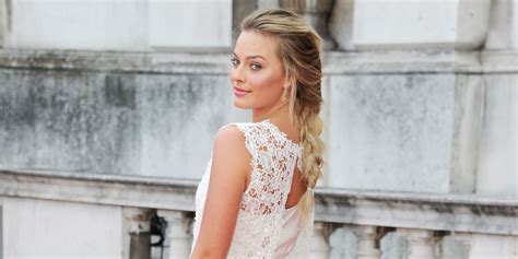 Margot Robbie wore her mother's wedding dress