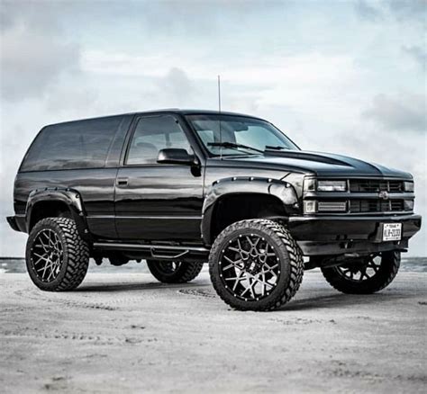 Pin by Michael Hathaway on Chevy Tahoe 2 Door 4wd | Chevy tahoe, Custom ...