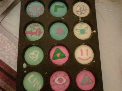 Anime cupcakes by video-game-addict-12 on DeviantArt