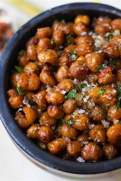 Sweet and Spiced Roasted Chickpeas | Eating by Elaine