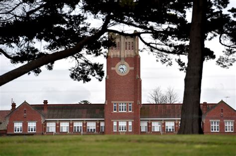 Drugs found at Geelong Grammar campus — EducationHQ Australia