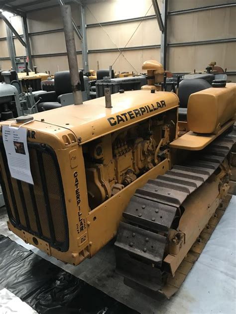 Crawler Tractor - Caterpillar D2; R6656 - Queensland Museum