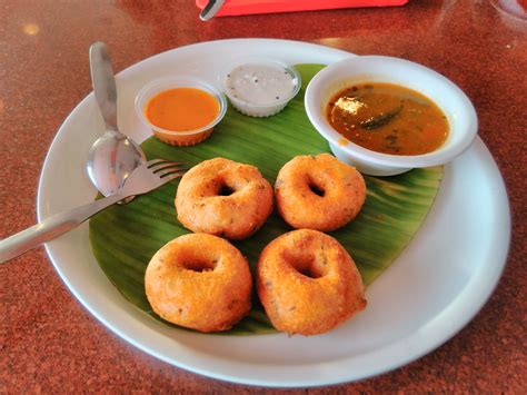 Medu Vada | Medu vada is a very popular South Indian culinar… | Flickr