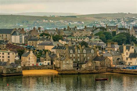 Ladee's Travels: Lerwick, Shetland Islands - Sail In