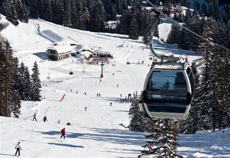 Ski Resort Madonna Di Campiglio Stock Photo - Image of europe, reposing ...