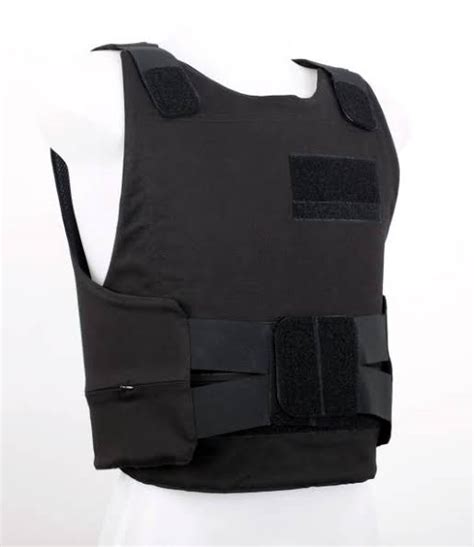 Bulletproof concealed vest · Explosive Combat