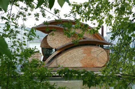 The Marvel Of Curvilinear Architecture | Houseboat Magazine