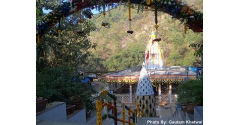 Tungareshwar Shiva Temple,Darshan Information