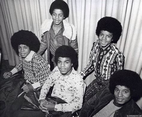 2823 best images about Michael Jackson/ Jacksons on Pinterest | King 3, Randy jackson and Give ...