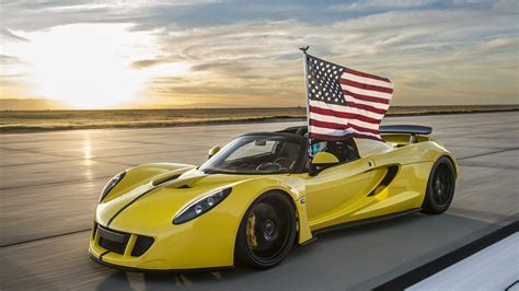 Hennessey Venom GT Spyder, yellow, flag USA, sport car, racing HD Wallpaper