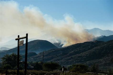 San Bernardino County wildfire grows to 7 square miles; evacuations ...