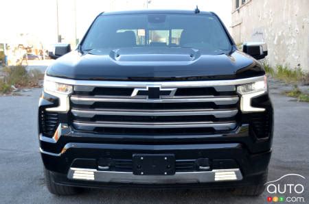 2022 Chevrolet Silverado High Country review | Car News | Auto123