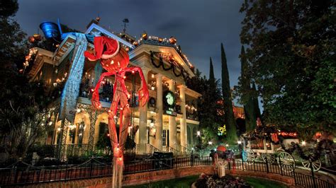 The Haunted Mansion Holiday's 20th Anniversary — The Disney Classics