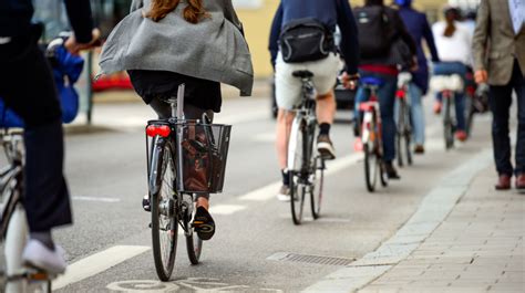 Across The U.S., Bicycle Commuting Picks Up Speed | WBUR