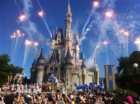 Walt Disney World An Entertainment Complex In Florida | Travel Featured