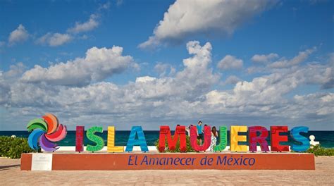 Visit Isla Mujeres: 2024 Travel Guide for Isla Mujeres, Quintana Roo | Expedia