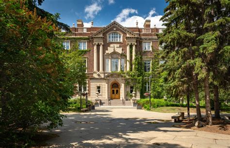 A Complete Guide to the University of Alberta in Canada - Abroadin