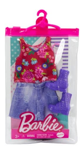 Mattel Barbie® Fashion Pack of Doll Clothes and Accessories, 1 ct ...