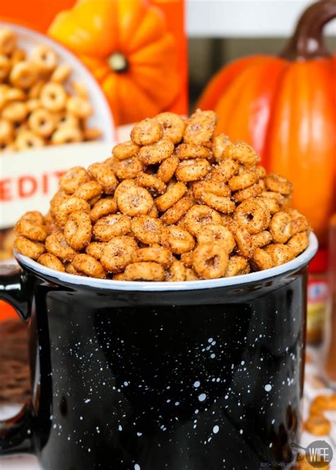 Toasted Pumpkin Spice Cheerios | Recipe | Pumpkin spice cheerios, Cheerios snack mix, Recipe ...