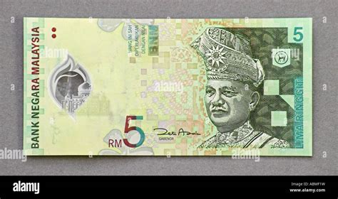 Malaysia 5 Ringgit Note Stock Photo - Alamy