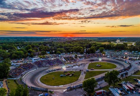 Preview: Camping World SRX Series Event No. 5 at Slinger Speedway