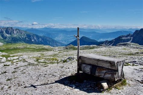 Travel Guide: Wonderful summer walks in Madonna di Campiglio, Italy