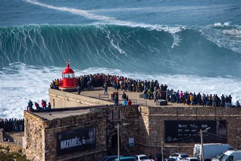 Big Waves - Nazaré Portugal - Big Wave Alert, Forecast and more