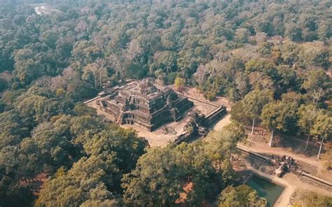 Bayon Temple Travel Guide 2024 - Best Time To Visit